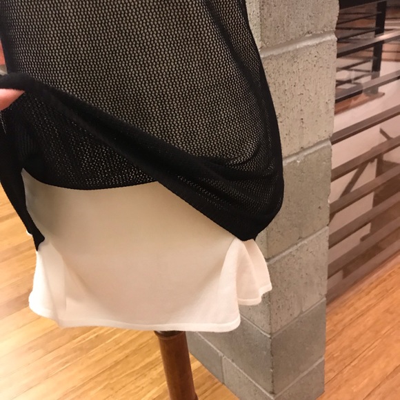 Beautiful blouse by Max - Picture 3 of 7